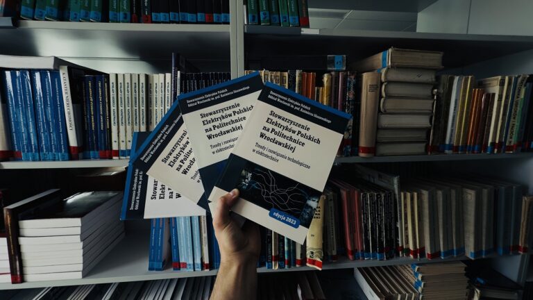 Monografia SEP 2025 – zbiór wyróżnionych prac dyplomowych